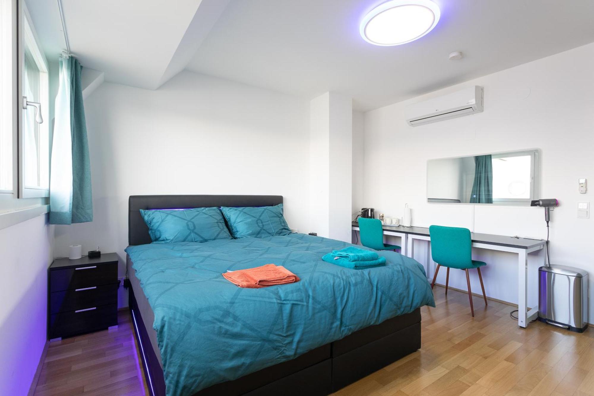 Private Room With Ac- Microwave, Personal Fridge & Metro Access - 7 Min To Center Wien Eksteriør bilde